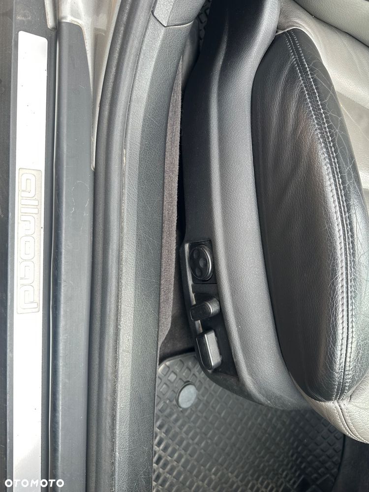 Audi A6 Allroad - 26