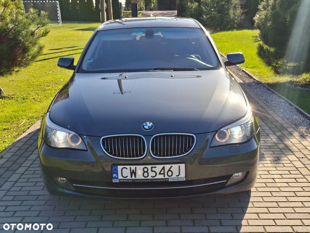 BMW Seria 5 525d - 19