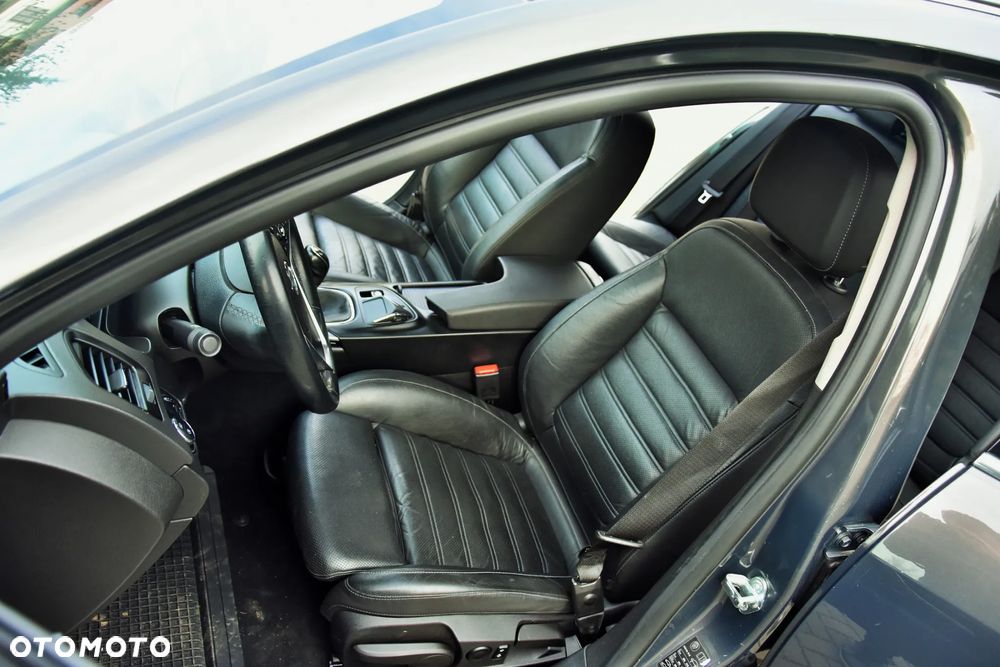 Opel Insignia 2.0 CDTI Cosmo ecoFLEX S&S - 17