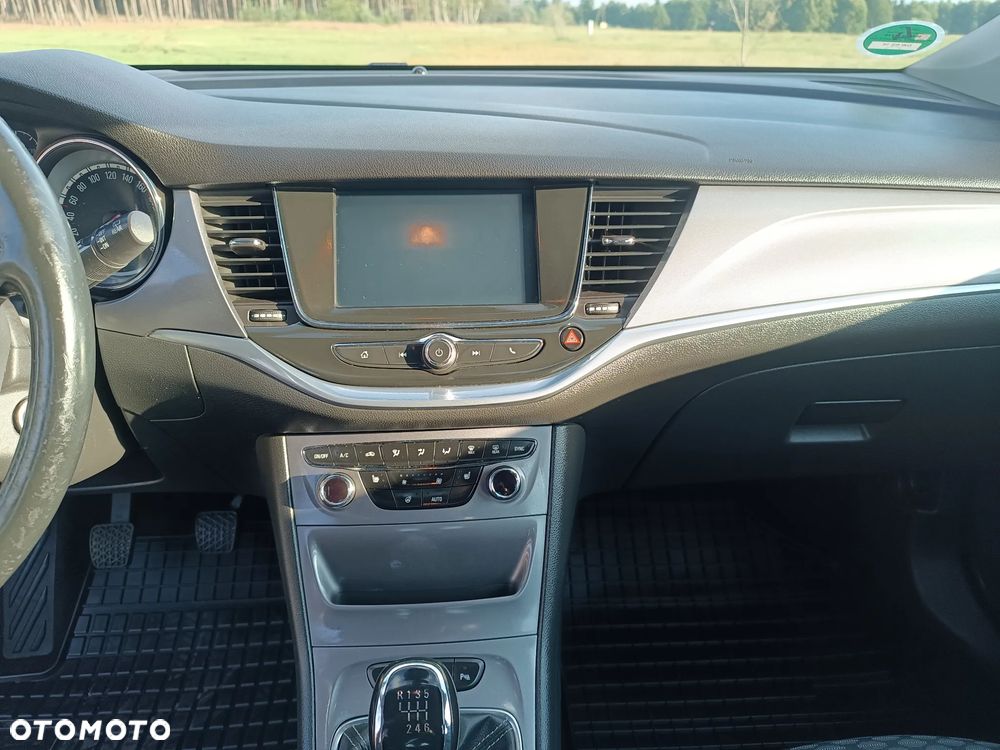 Opel Astra 1.6 D (CDTI) Start/Stop Dynamic - 27