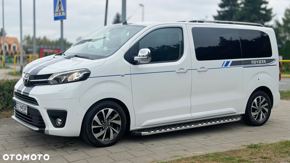 Toyota ProAce Kombi D-4D Medium 2,8t - 9