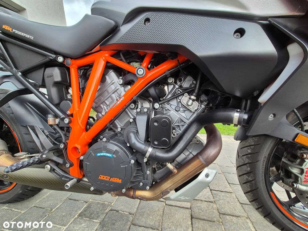KTM Super Duke - 14