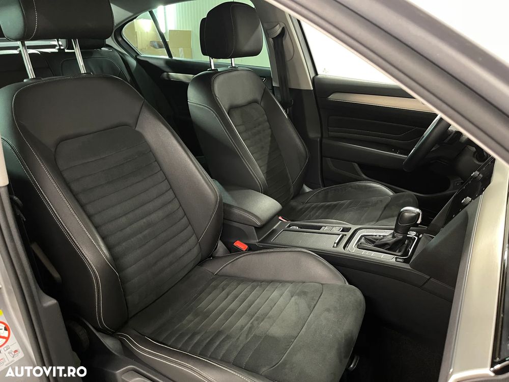 Volkswagen Passat 2.0 TDI DSG Highline - 10