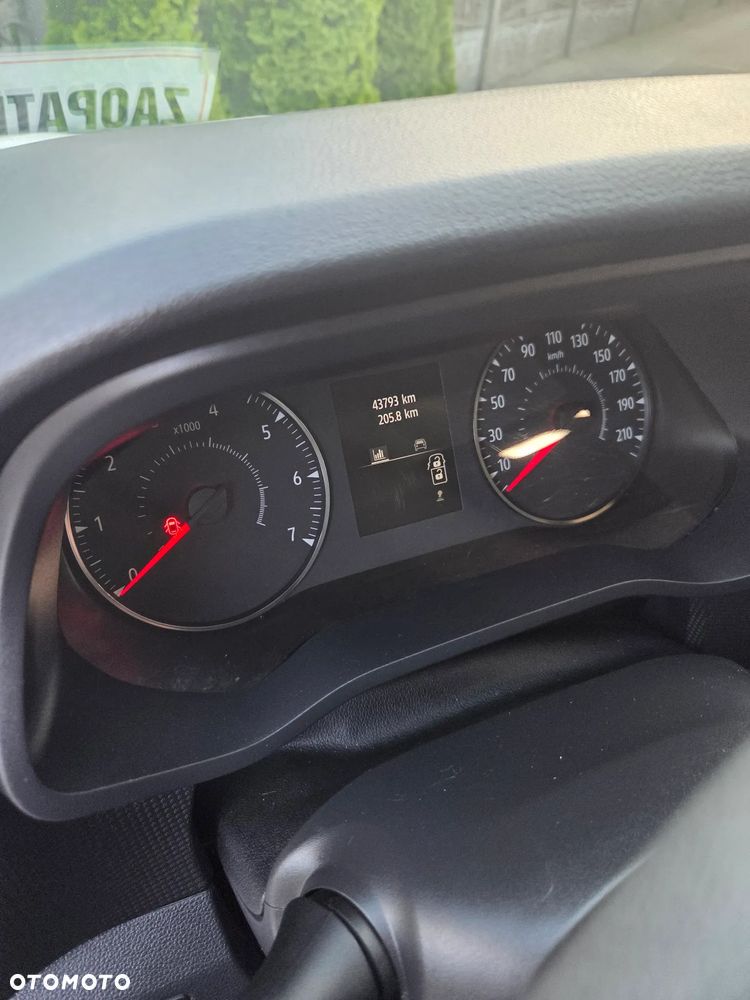 Renault Trafic - 14