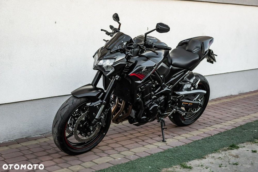 Kawasaki Z - 7