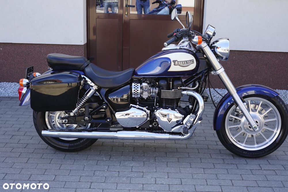 Triumph America - 3