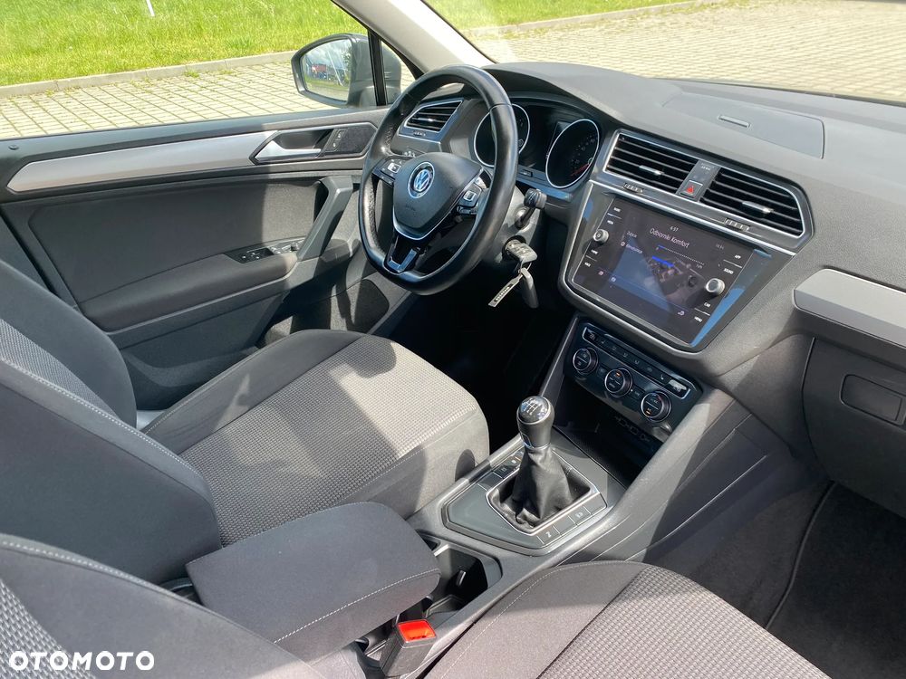 Volkswagen Tiguan 1.4 TSI BlueMotion Technology Lounge Sport & Style - 27