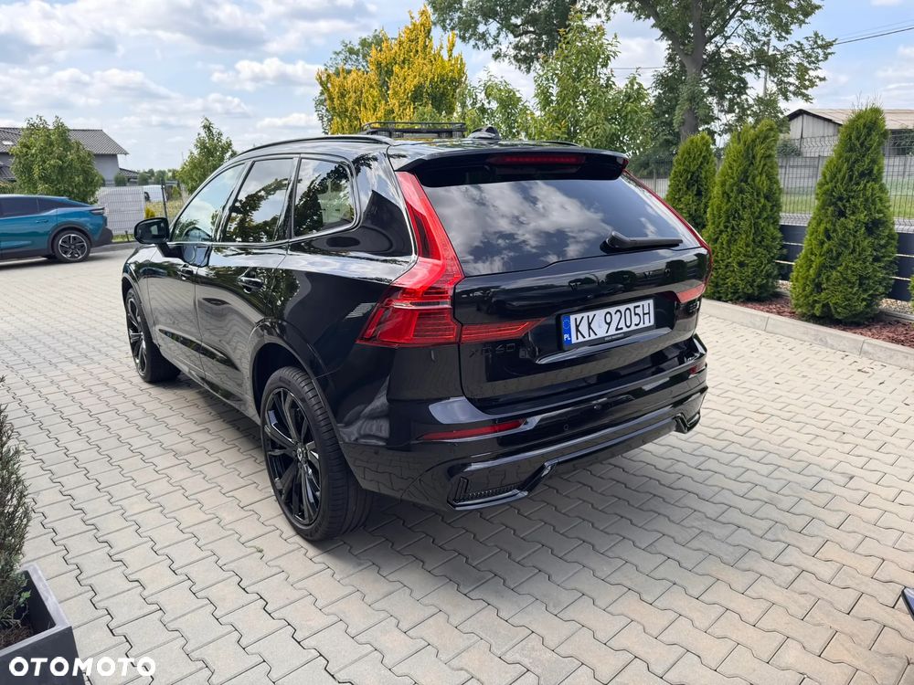 Volvo XC 60 B5 B AWD Ultimate Black Edition - 3
