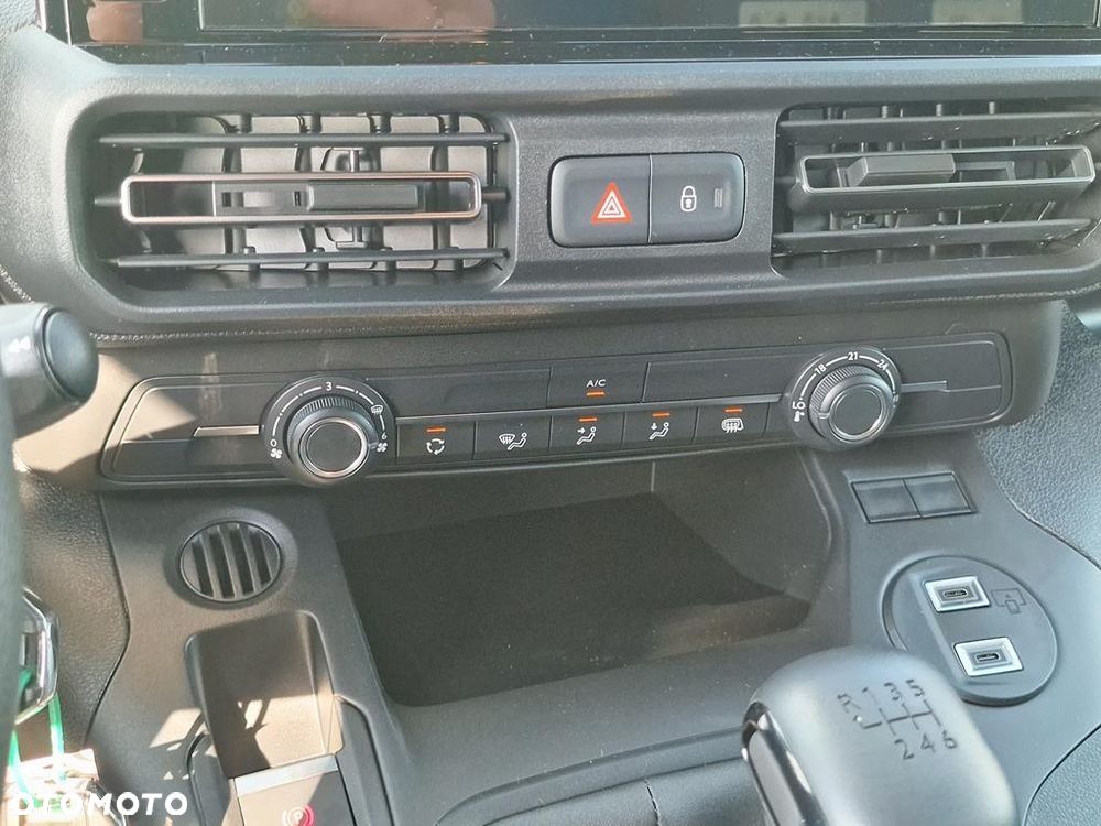 Opel Combo Van 1.2 PureTech S&S L1 - 18