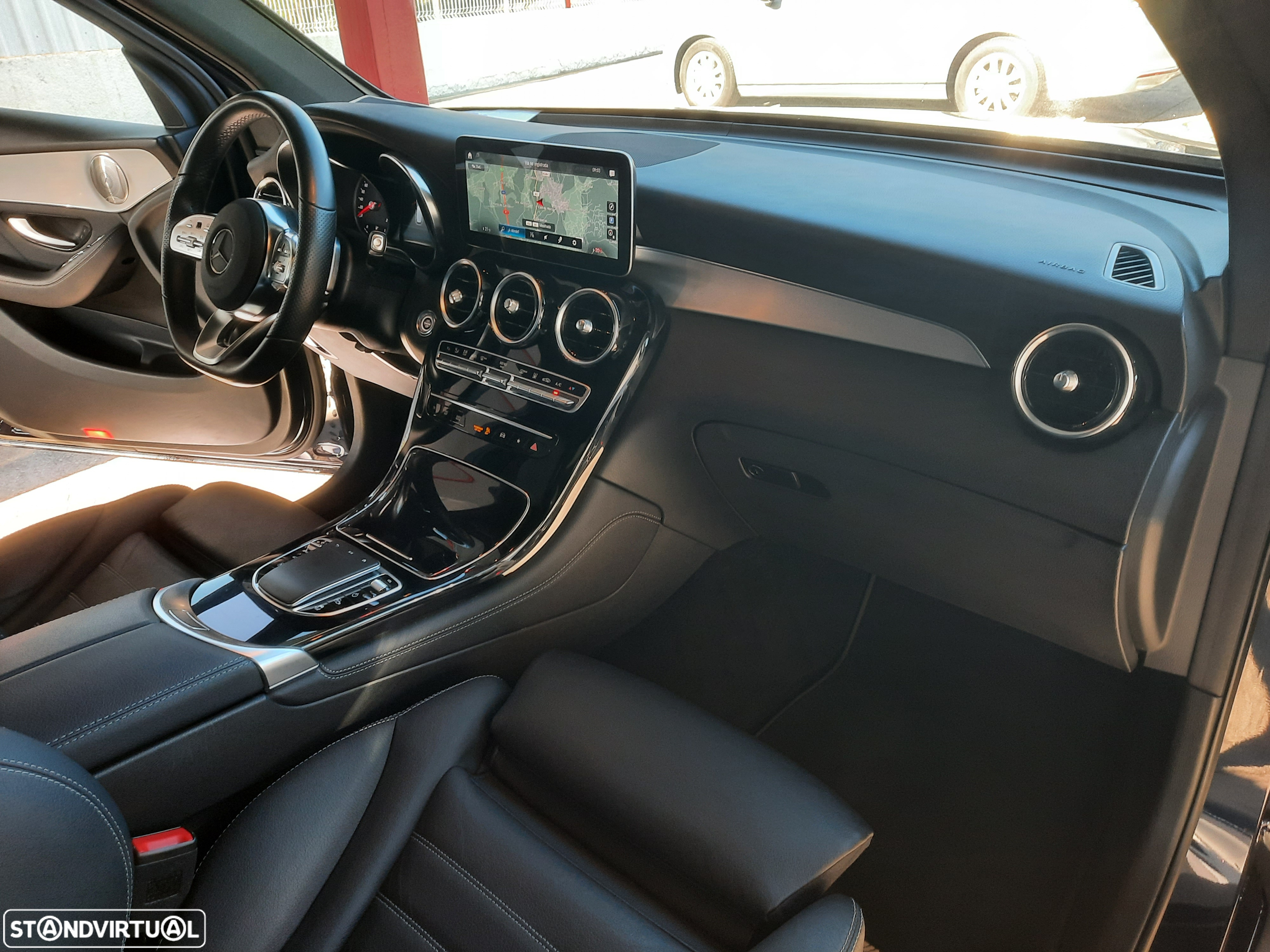 Mercedes-Benz GLC 300 de 4Matic - 44