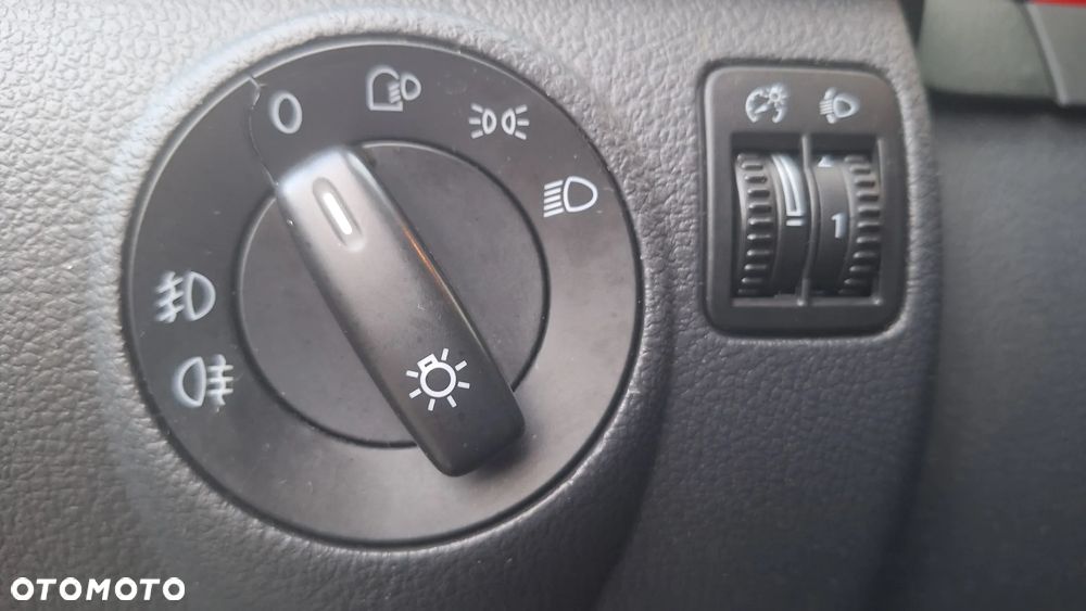 Volkswagen Golf Plus 1.4 Tour - 28