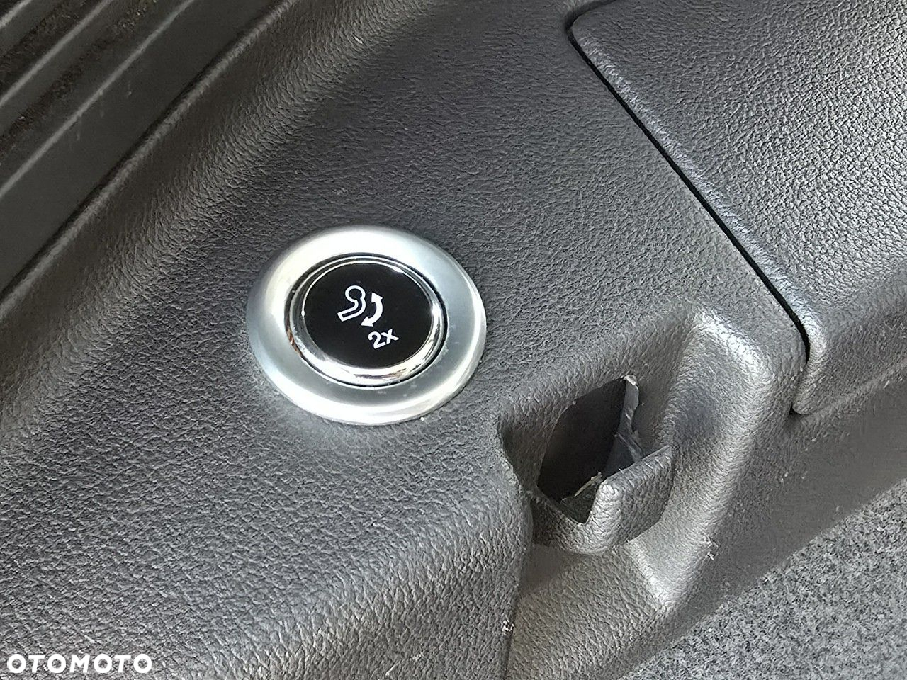 Ford Grand C-MAX - 14