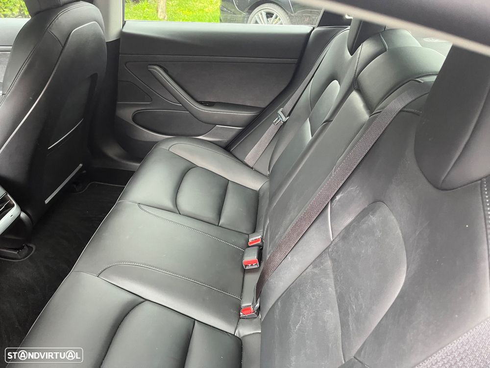 Tesla Model 3 Standard RWD - 11