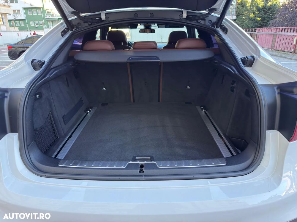 BMW X6 xDrive40d - 17