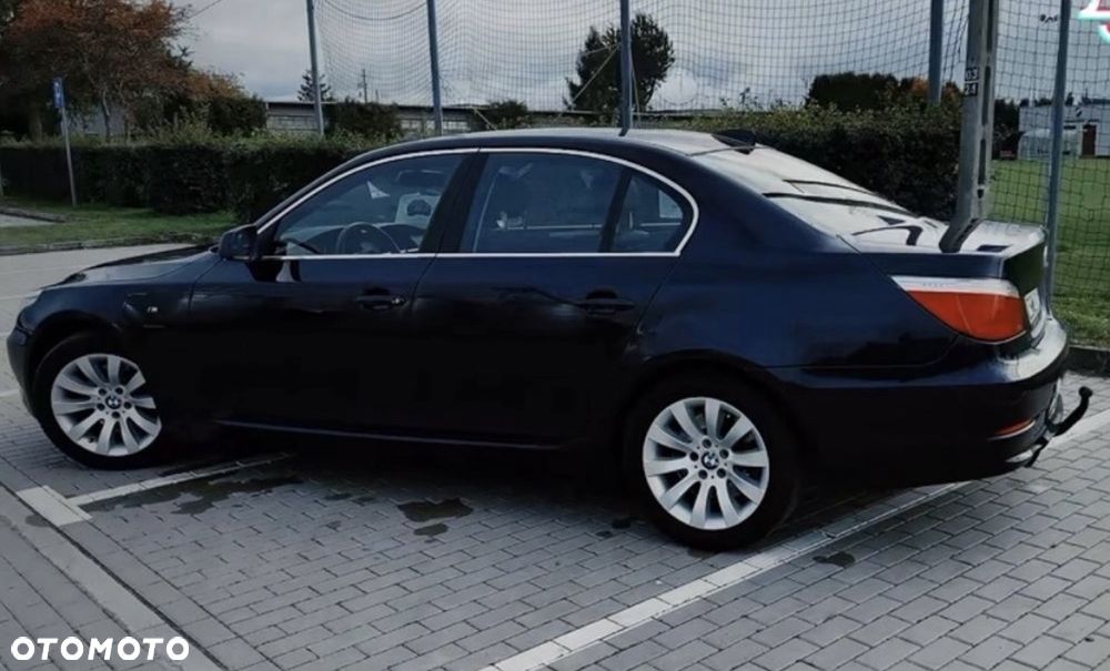 BMW Seria 5 520i - 9