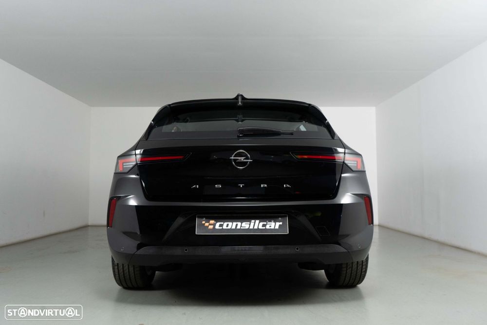 Opel Astra 1.2 T Edition Aut. - 4