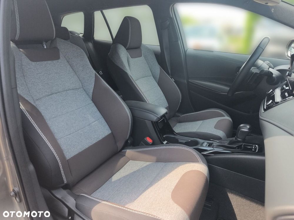 Toyota Corolla 2.0 Hybrid Trek - 11