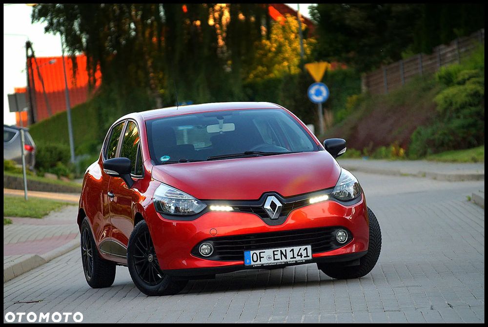 Renault Clio 1.2 16V 75 Experience - 1