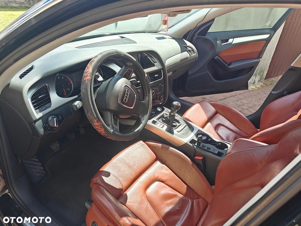 Audi A4 Avant - 13