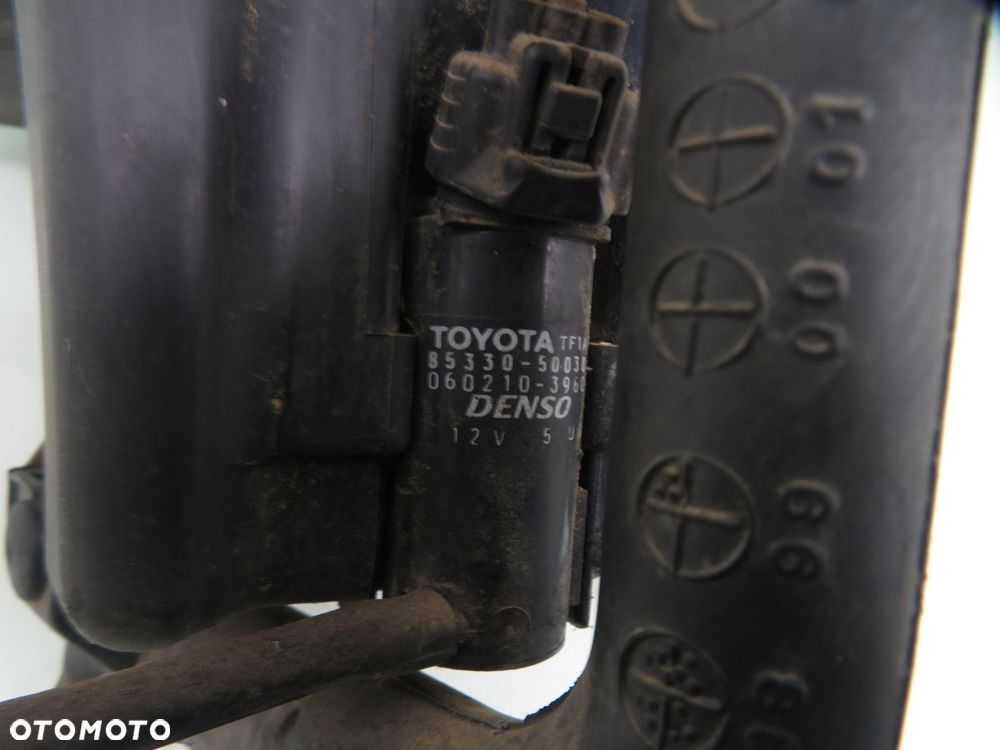 ZBIORNICZEK SPRYSKIWACZY LEXUS IS I 060351981 0602103960 - 5