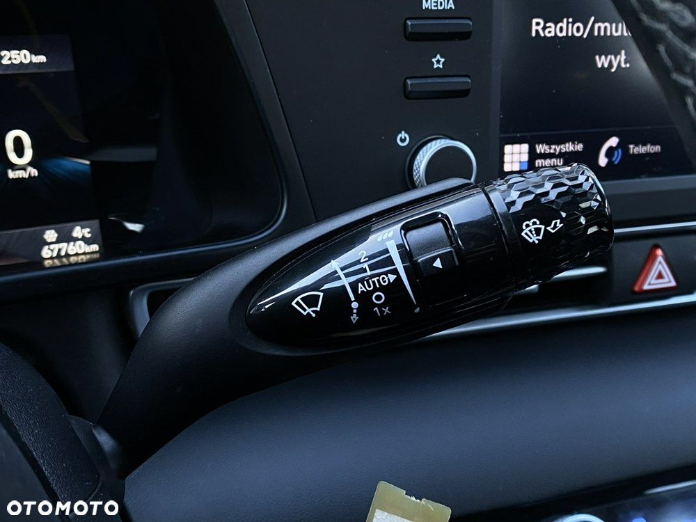 Hyundai Elantra - 21