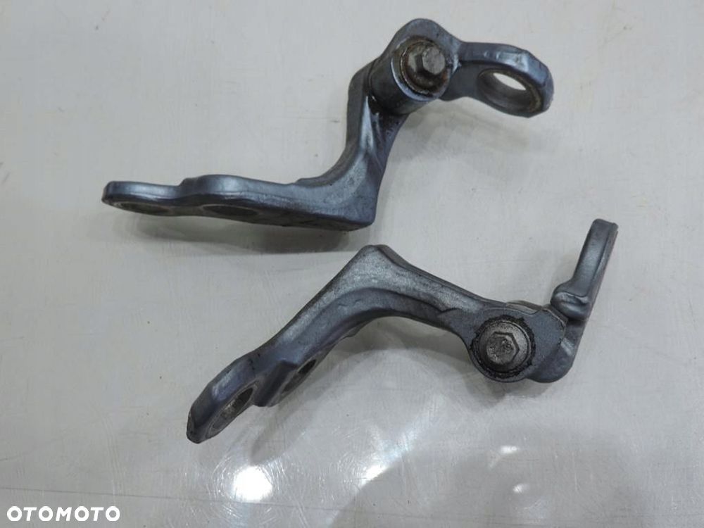 ZAWIASY DRZWI PRAWY TYŁ Z3 FORD FOCUS MK2 - 4