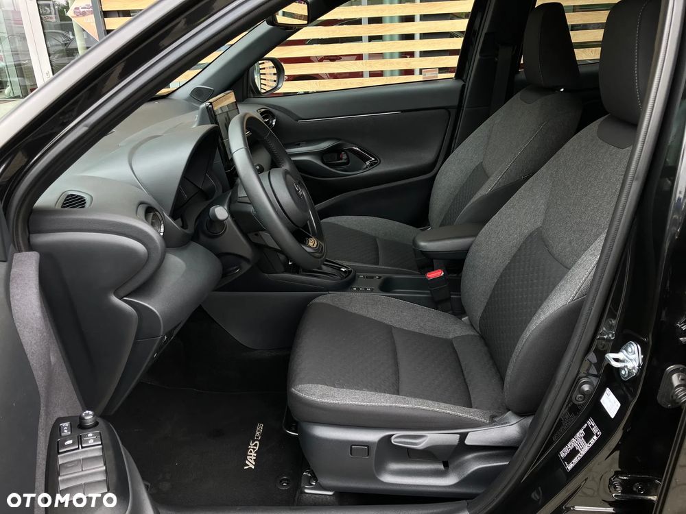 Toyota Yaris Cross Hybrid 1.5 Style - 35