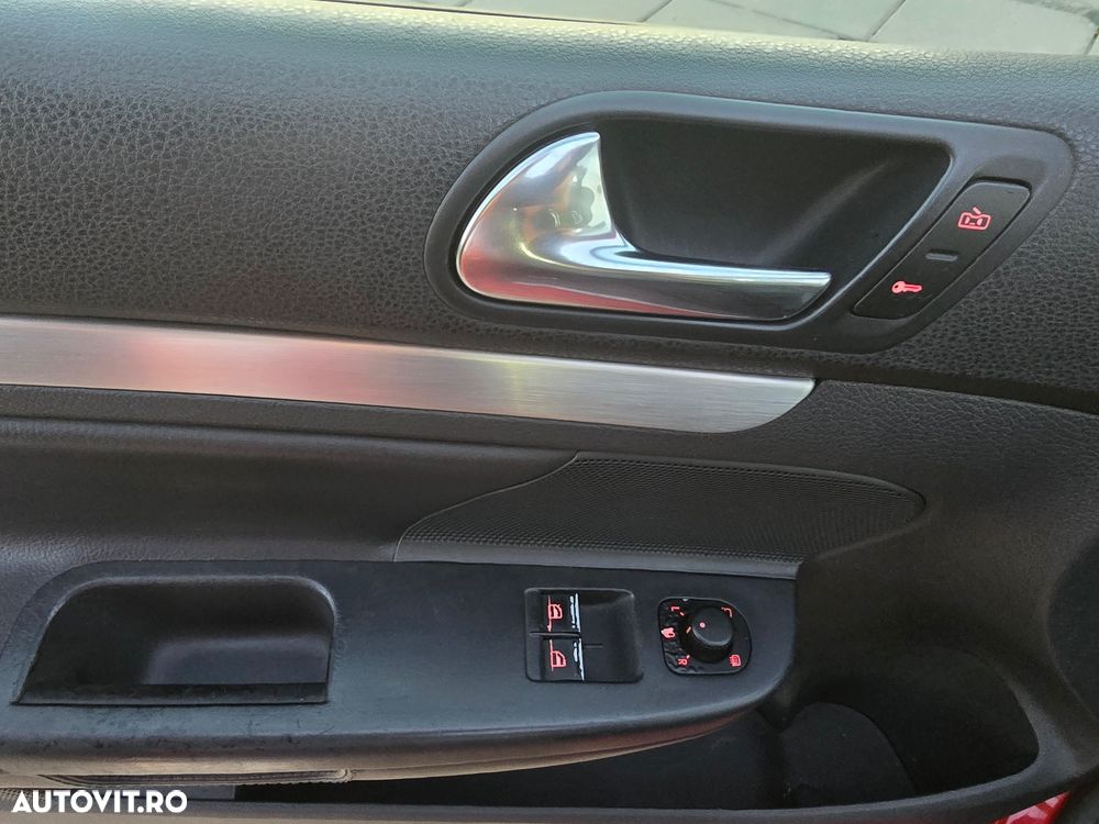 Volkswagen Golf 2.0FSI GTI DSG - 20