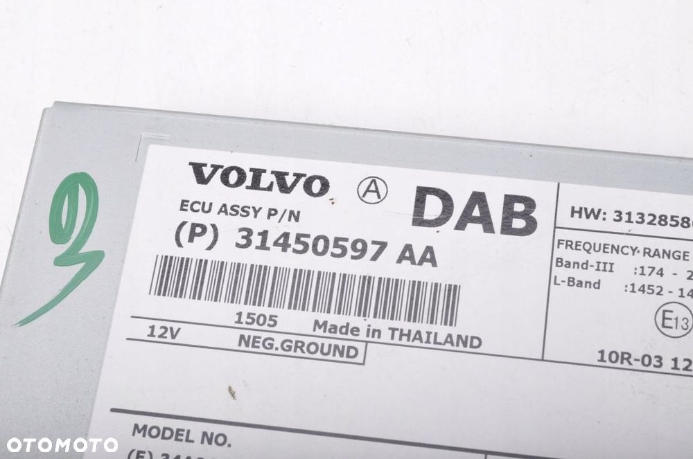 VOLVO V40 II WZMACNIACZ RADIA 31450597 - 4