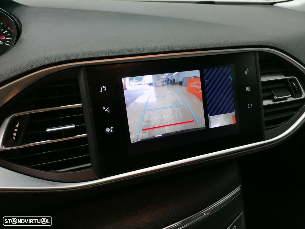 Peugeot 308 SW 1.5 BlueHDi Style - 8