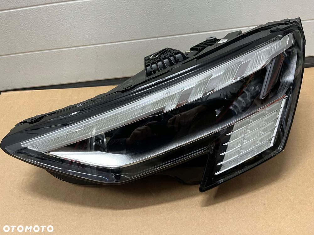 full led matrix audi a3 8y0941035 lampa full led audi a3 8y0 idealna lewa - 1