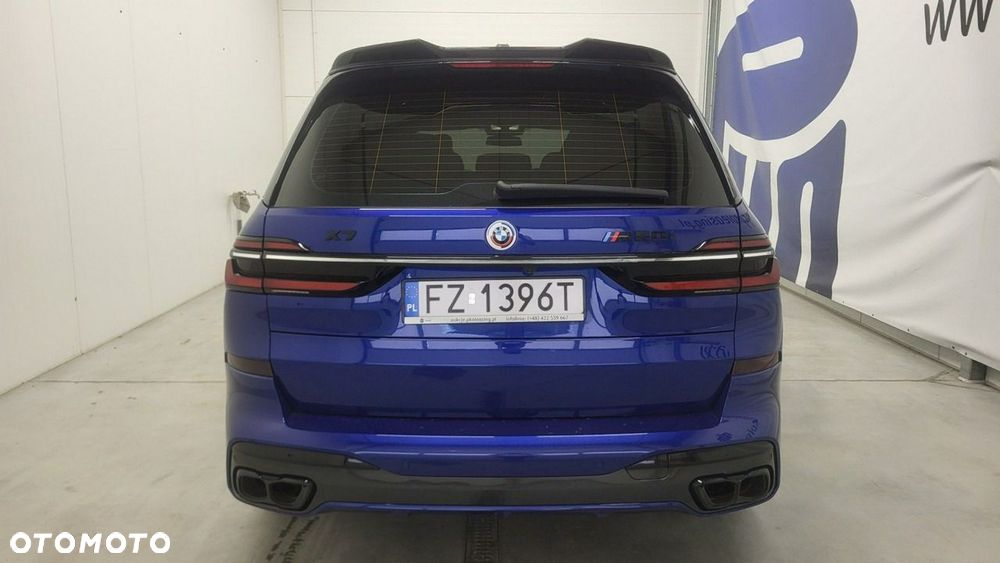 BMW X7 - 7