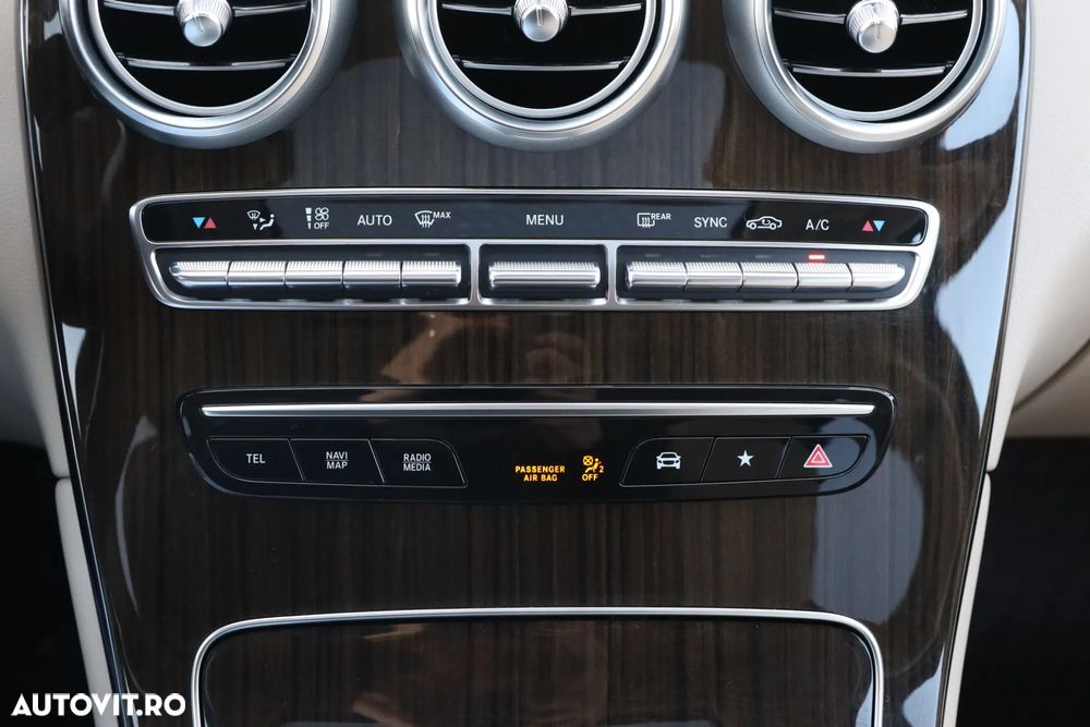 Mercedes-Benz GLC 220 d 4MATIC 9G-TRONIC - 26