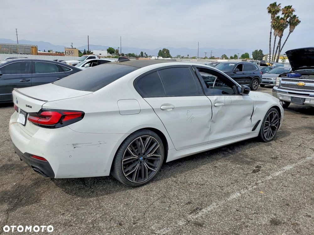 BMW Seria 5 540i xDrive mHEV M Sport sport - 4