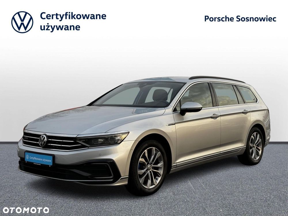 Volkswagen Passat - 2