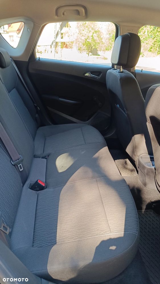 Opel Astra 1.6 Active - 19