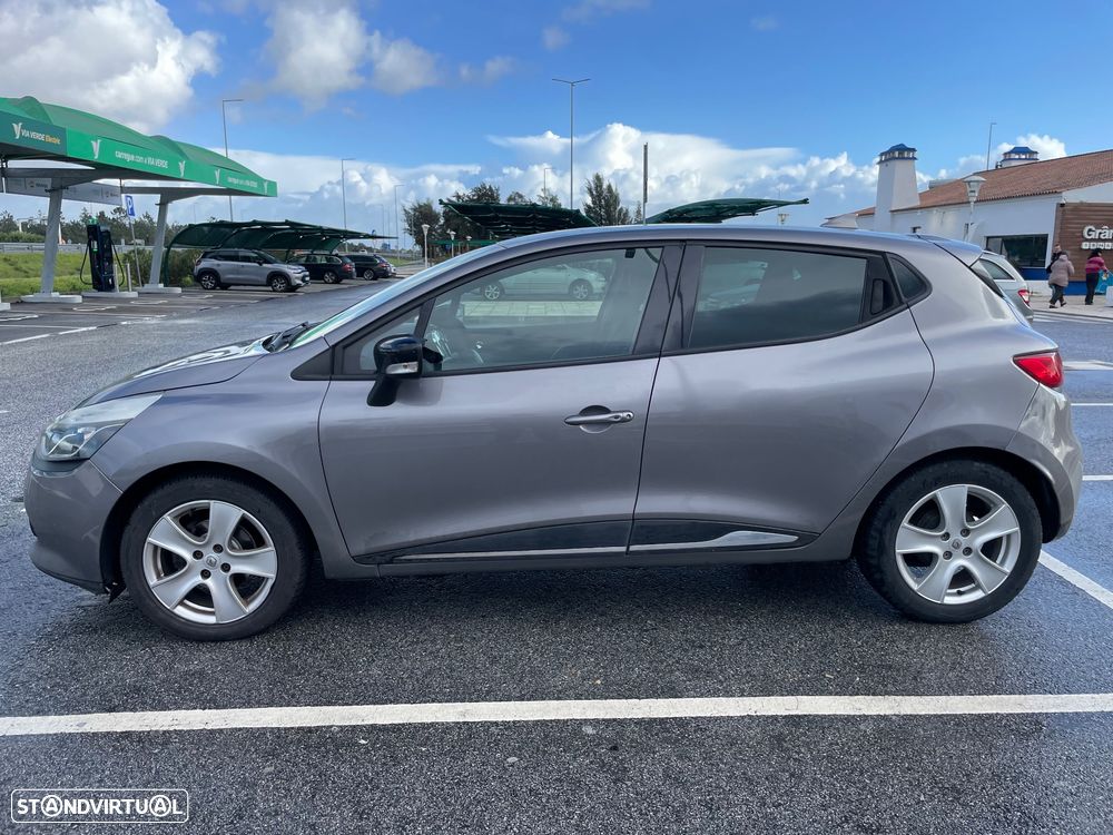 Renault Clio 1.5 dCi Limited - 9