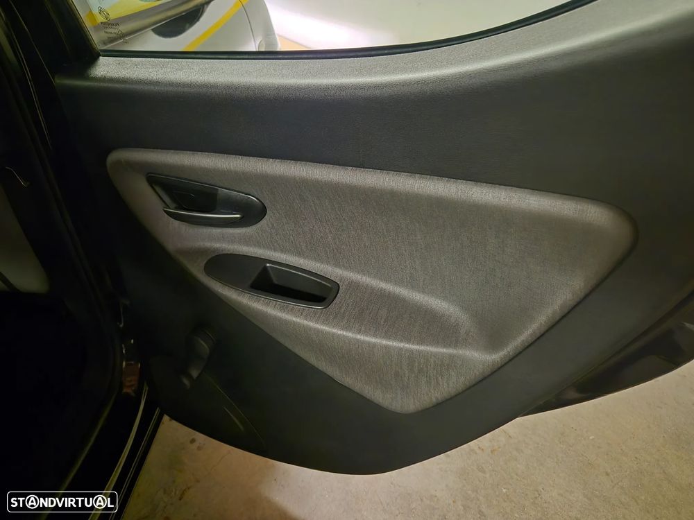 Lancia Ypsilon 1.2 S&S Platinum - 32