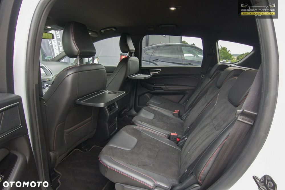 Ford S-Max - 27