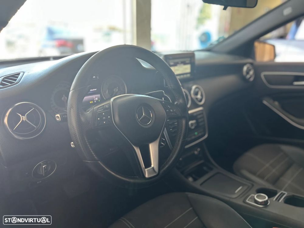 Mercedes-Benz A 180 CDI BE Urban Aut. - 13