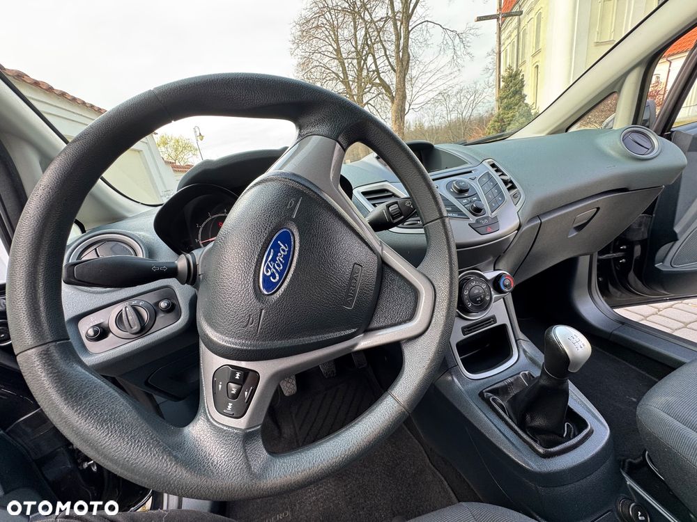Ford Fiesta - 16