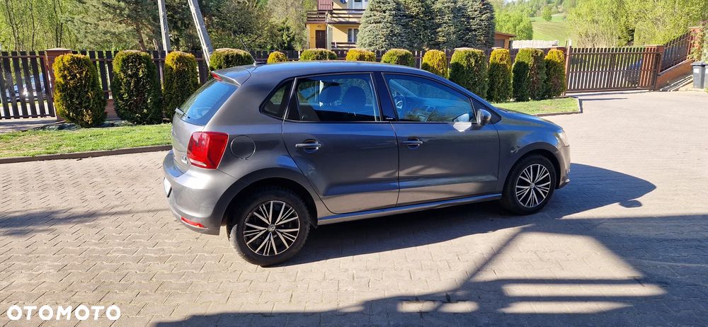 Volkswagen Polo 1.4 TDI Blue Motion Technology Allstar - 5