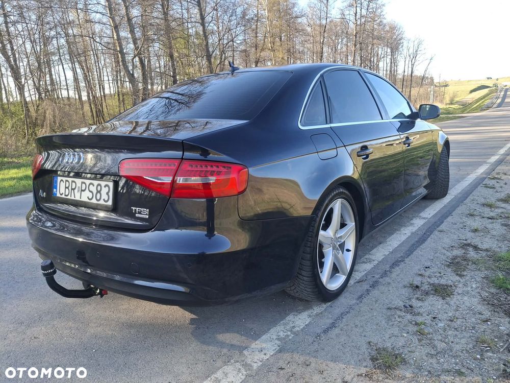 Audi A4 Limousine 1.8 TFSI quattro Ambiente - 9
