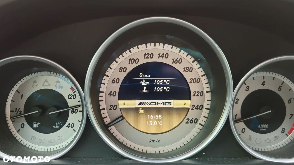 Mercedes-Benz Klasa C 200 CGI BlueEff Avantgarde - 21
