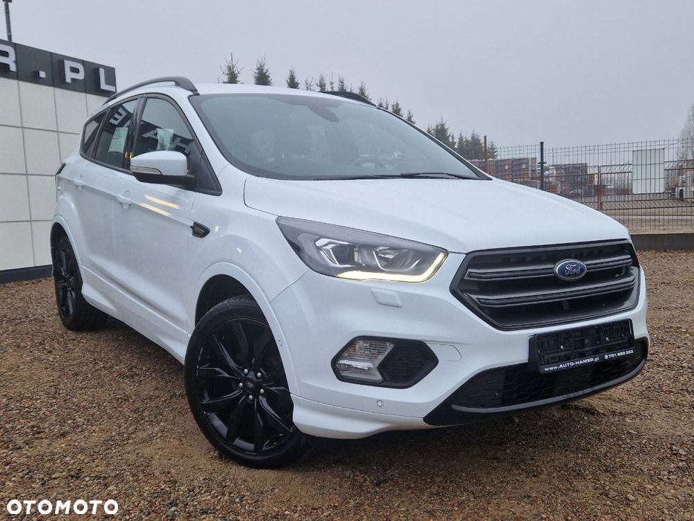 Ford Kuga 1.5 EcoBoost 2x4 ST-Line - 4