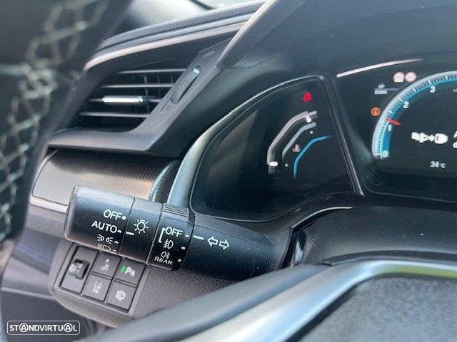 Honda Civic 1.0 i-VTEC Elegance CVT Navi - 13