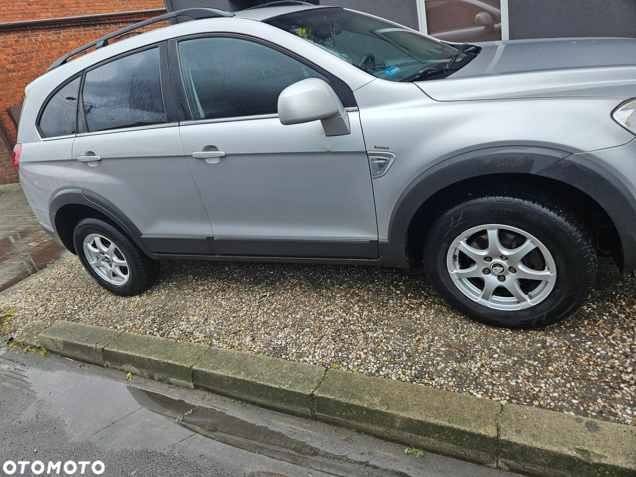 Chevrolet Captiva 2.4 LS 5os - 7