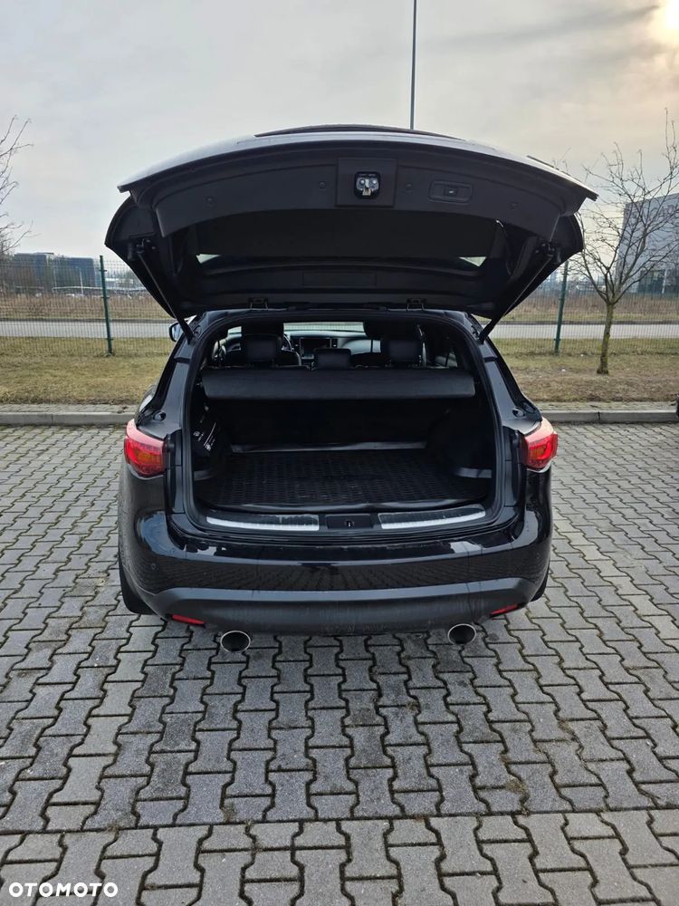 Infiniti QX70 3.0d S - 19