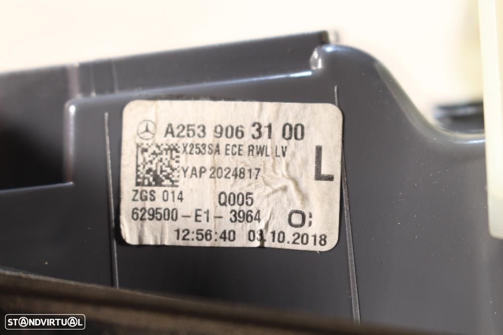 Farolim Esquerdo Mercedes-Benz Glc (X253)  A2539063100 / 629500E13964 - 8