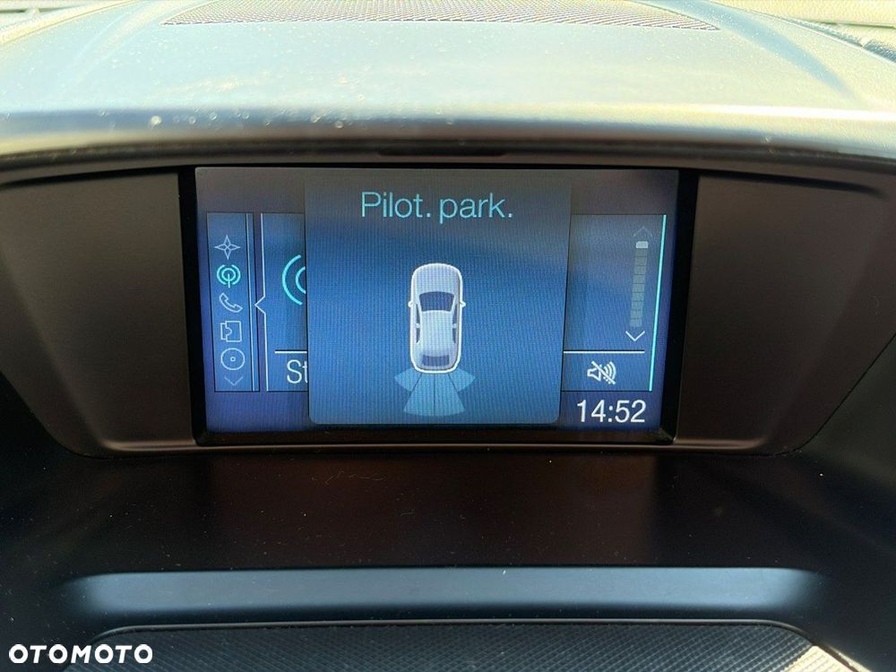 Ford Kuga - 23
